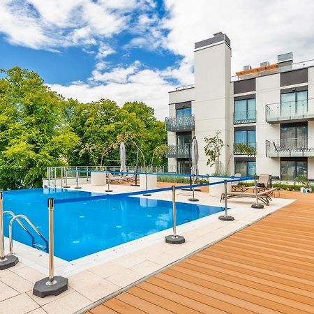 Apartamenty Sun & Snow Nadmorskie Tarasy Z Basenem Колобжег Екстериор снимка