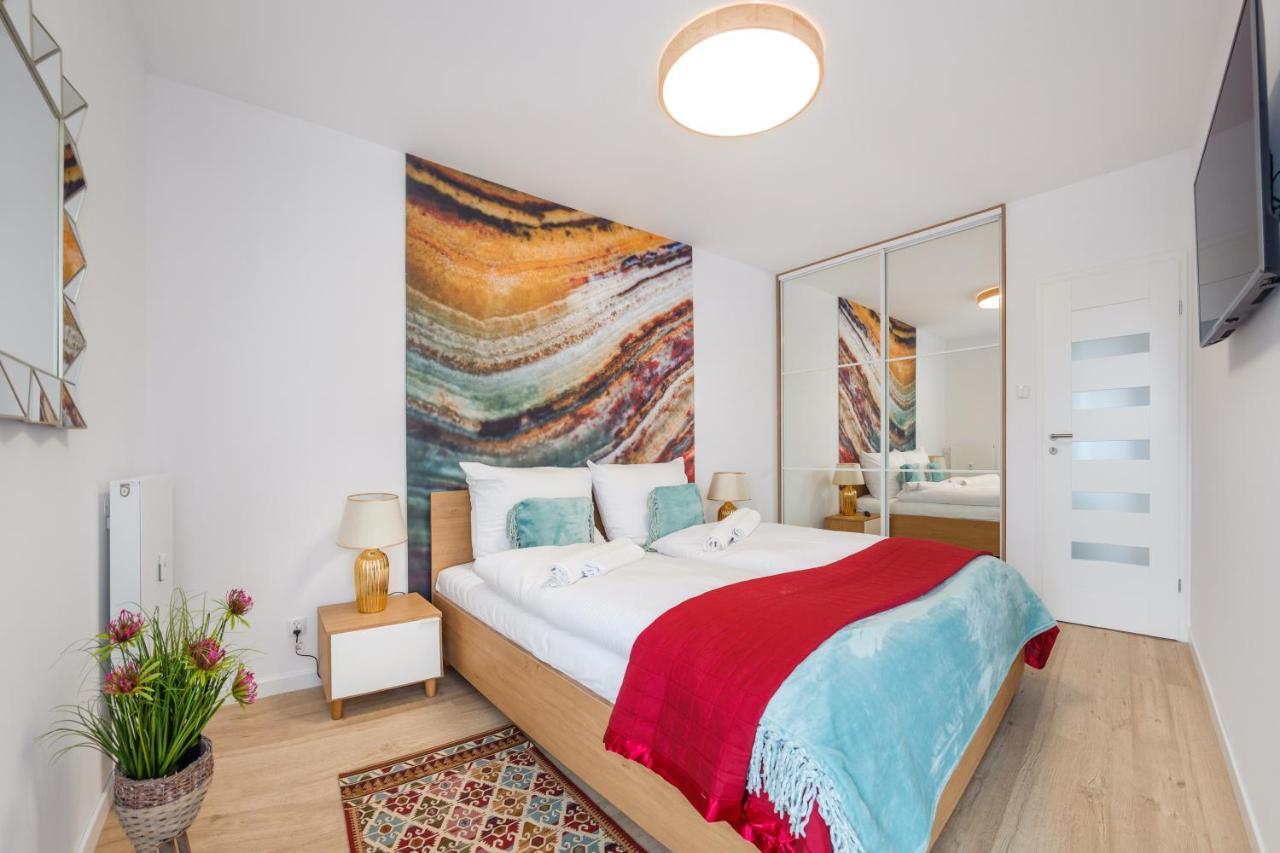 Apartamenty Sun & Snow Nadmorskie Tarasy Z Basenem Колобжег Екстериор снимка