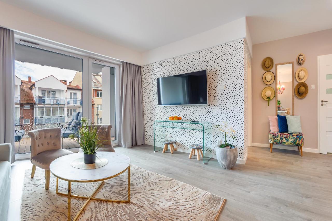 Apartamenty Sun & Snow Nadmorskie Tarasy Z Basenem Колобжег Екстериор снимка