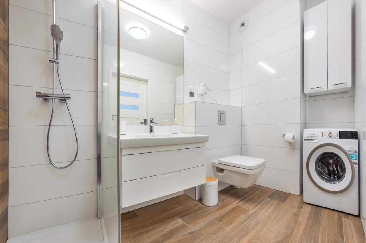 Apartamenty Sun & Snow Nadmorskie Tarasy Z Basenem Колобжег Екстериор снимка