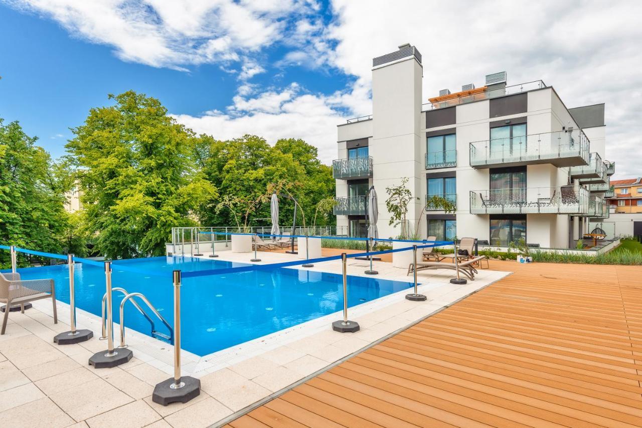 Apartamenty Sun & Snow Nadmorskie Tarasy Z Basenem Колобжег Екстериор снимка