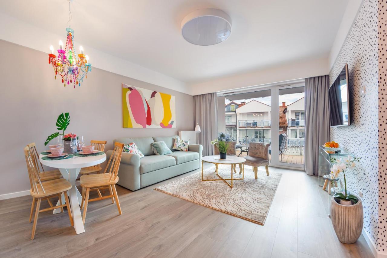 Apartamenty Sun & Snow Nadmorskie Tarasy Z Basenem Колобжег Екстериор снимка