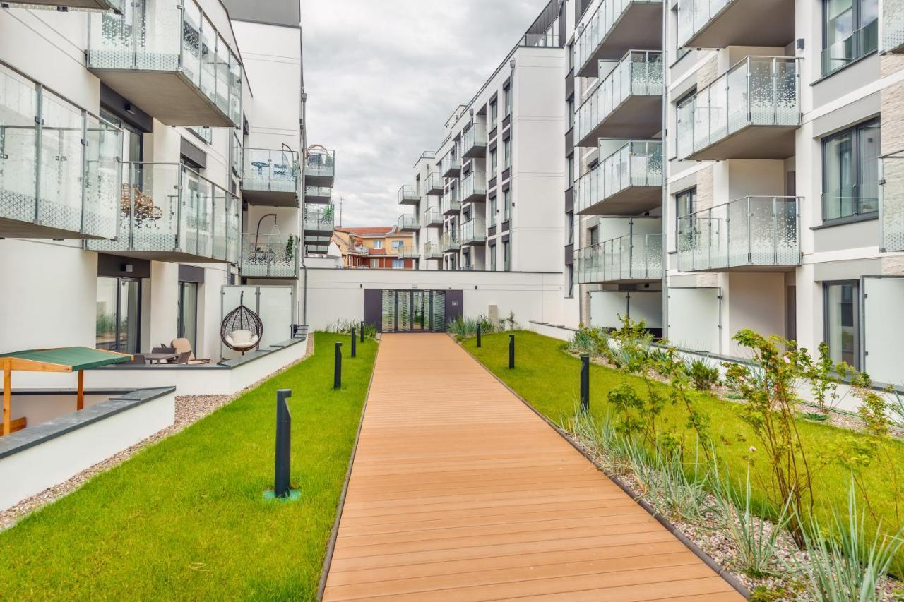 Apartamenty Sun & Snow Nadmorskie Tarasy Z Basenem Колобжег Екстериор снимка